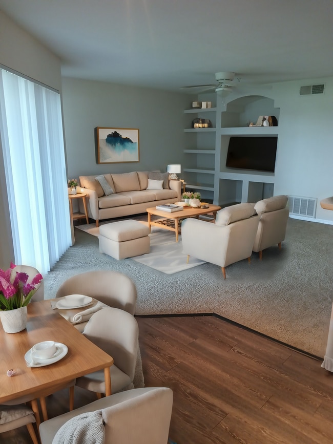 property at 7340 Westpointe Blvd