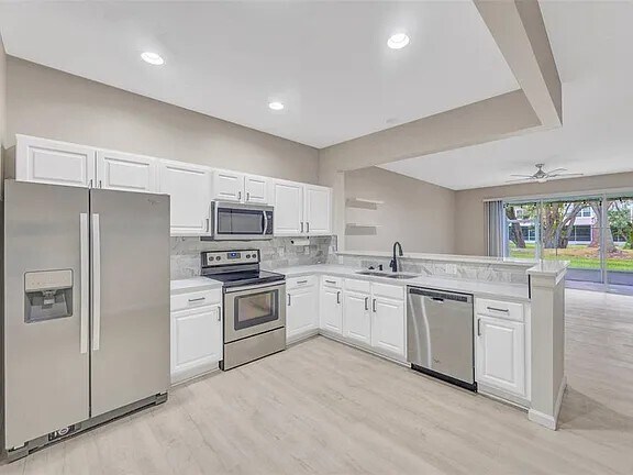 4923 Barnstead Dr in Riverview, FL - Building Photo - Building Photo