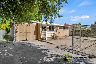 4409 E Nichols Ave in Sacramento, CA - Building Photo - Building Photo