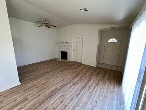 3203 Conestoga Dr in Norman, OK - Building Photo - Building Photo