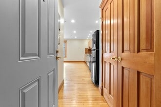 50 Maple St in Danvers, MA - Building Photo - Building Photo