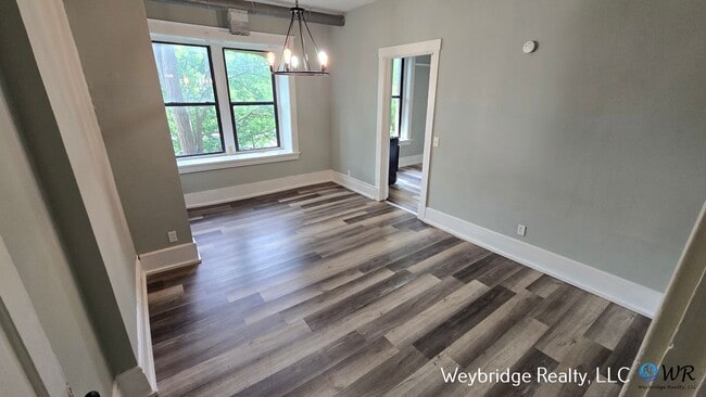 241 Gilman Ave in Cincinnati, OH - Building Photo - Building Photo