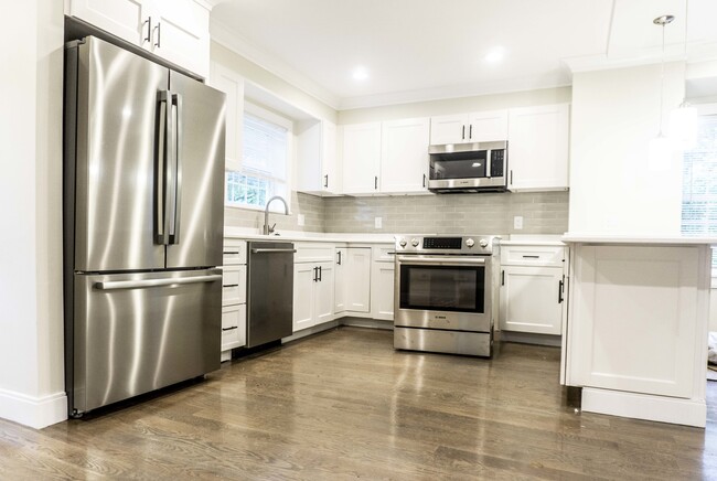 54 Atkins St, Unit 2 in Boston, MA - Building Photo - Building Photo