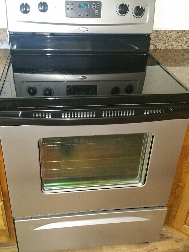 property at 1516 Chloe Ln