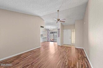 18225 N 45th Ave in Glendale, AZ - Foto de edificio - Building Photo