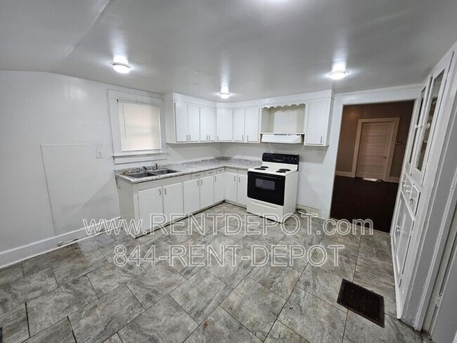 304 S Grand Ave in Evansville, IN - Building Photo - Building Photo