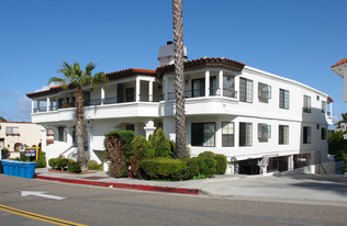 210 Avenida Montalvo Apartments