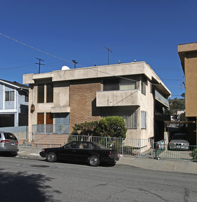 717 New Depot St in Los Angeles, CA - Building Photo - Building Photo