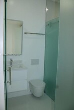 16056 SW 66th Terrace, Unit 1 in Miami, FL - Building Photo - Building Photo