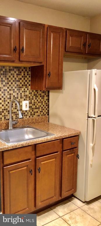 property at 7839 W Point Ct