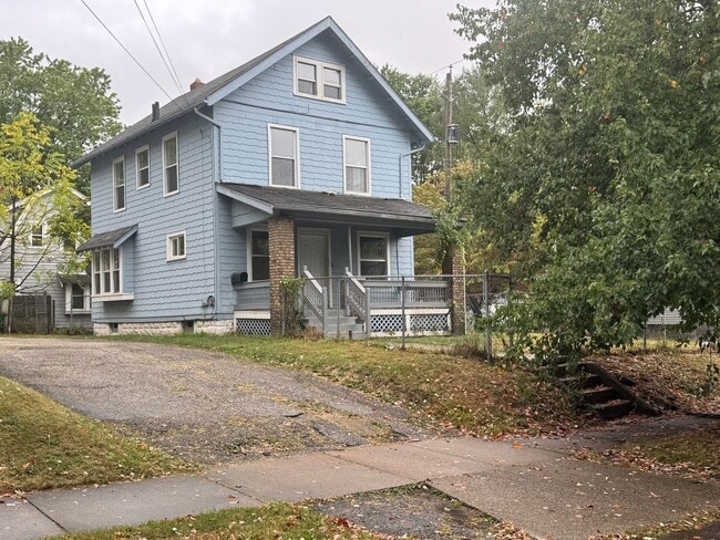 property at 66 E Mapledale Ave