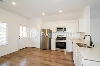 1833 Rock Elm Dr in Edmond, OK - Building Photo - Building Photo