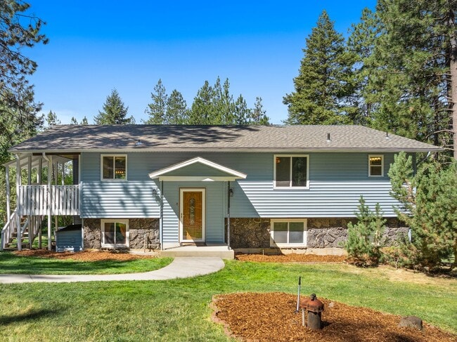 property at 19303 N Pleasant Tree Ln