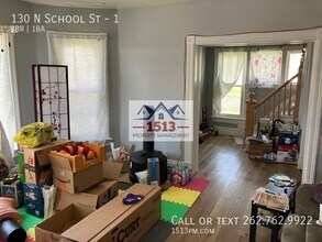 130 N School St in Mayville, WI - Building Photo - Building Photo