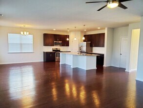 104 Bushwood Dr in Savannah, GA - Building Photo - Building Photo