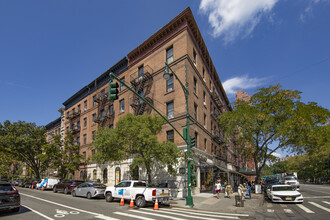 103 W 77th St in New York, NY - Building Photo - Building Photo