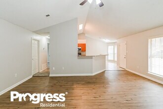 4060 Triple Crown Loop N in Southaven, MS - Building Photo - Building Photo