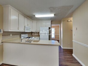 1319 Vine Cir in Mcdonough, GA - Building Photo - Building Photo