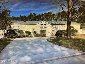241 Vintage Oak Cir in St. Augustine, FL - Building Photo
