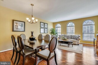 7603 Cherrybark Oak Ln in Elkridge, MD - Building Photo - Building Photo