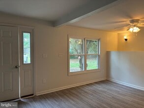 7687 Sandy Farm Rd in Severn, MD - Building Photo - Building Photo