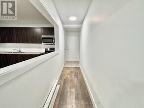 2475 Dufferin St in Toronto, ON - Building Photo - Building Photo