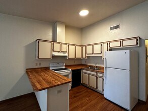 218 White Dr in Tallahassee, FL - Building Photo - Building Photo