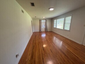 9834 Cal Rd in Baton Rouge, LA - Building Photo - Building Photo