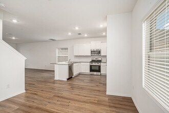 419 Alamito Ave in Kyle, TX - Building Photo - Building Photo