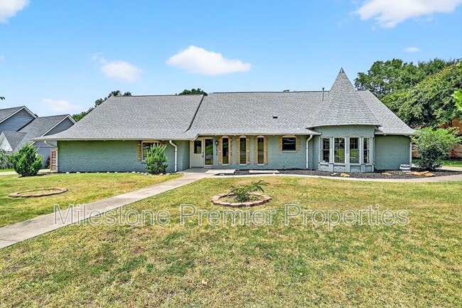 property at 2602 Turtle Creek Dr