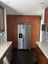 264 Rosebay Dr in Encinitas, CA - Foto de edificio - Building Photo