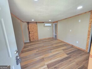 1030 Dennis St in Macon, GA - Foto de edificio - Building Photo