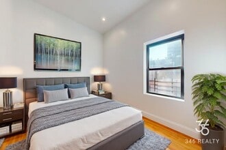 West 127th Street, Unit 2B in New York, NY - Foto de edificio - Building Photo