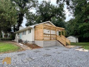 1263 Oakland Dr SW in Atlanta, GA - Building Photo - Building Photo