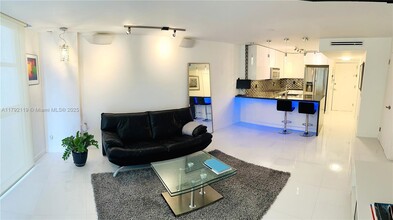 1228 West Ave in Miami Beach, FL - Building Photo - Building Photo