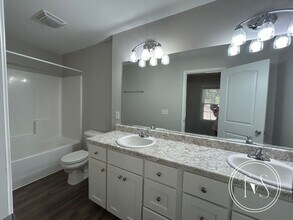 515 Fraser Dr in Hinesville, GA - Building Photo - Building Photo