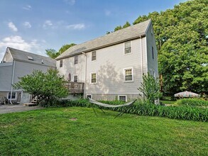 84 Marble St in Stoneham, MA - Building Photo - Building Photo