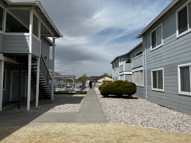 Stillwater Apartments in Fallon, NV - Foto de edificio - Building Photo