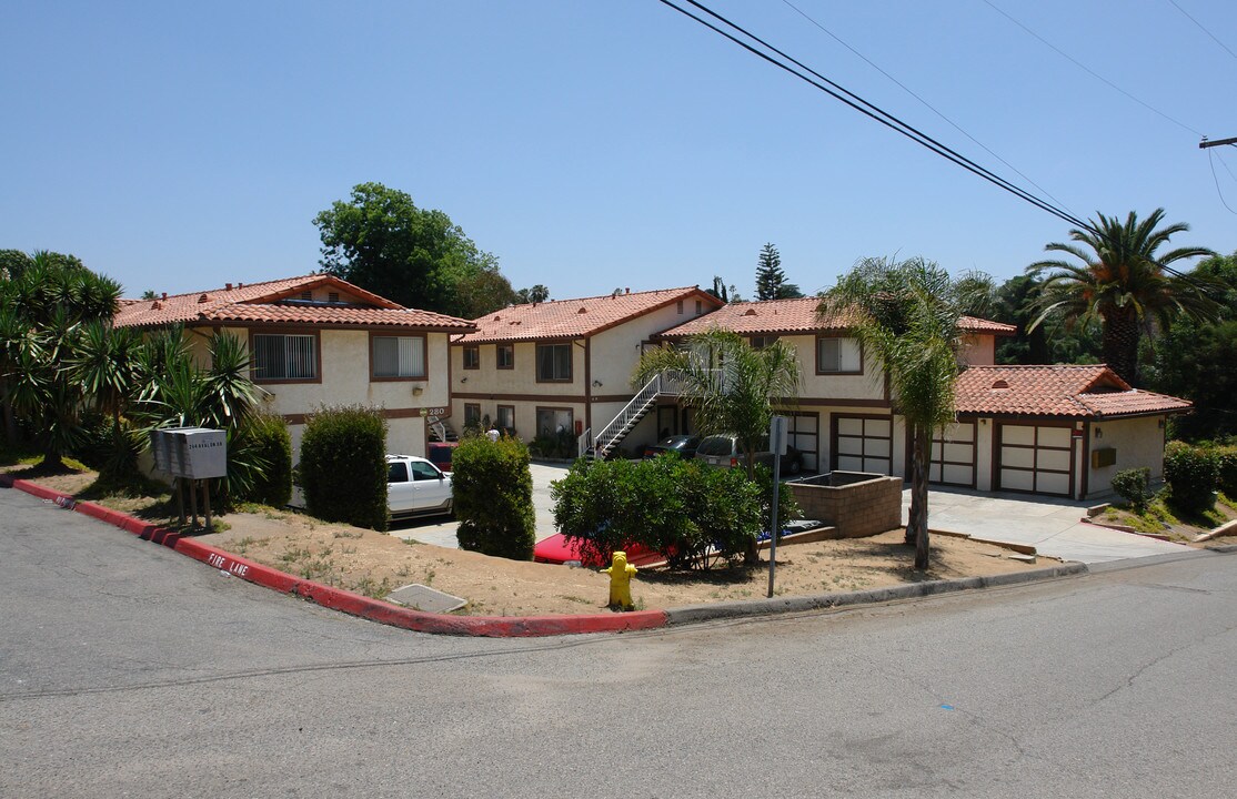 280 Avalon Dr in Vista, CA - Building Photo