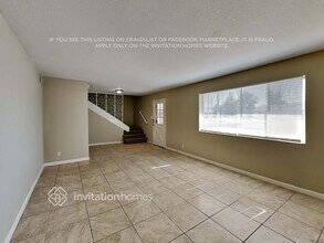 1344 E Marilyn Ave in Mesa, AZ - Foto de edificio - Building Photo