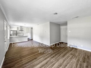 311 Rita Dr in Garland, TX - Building Photo - Building Photo