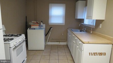 204 Washington St in Mount Holly, NJ - Building Photo - Building Photo