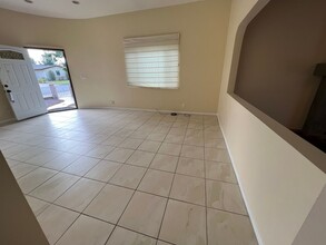 26325 Birchfield Ave in Rancho Palos Verdes, CA - Building Photo - Building Photo