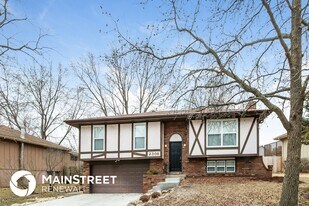 2308 S 17th Terrace in Leavenworth, KS - Building Photo