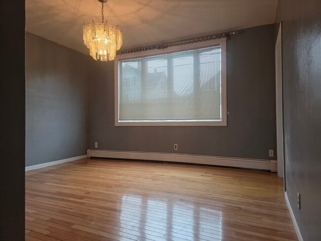 63 Oak St, Unit 1 in Taunton, MA - Building Photo - Building Photo