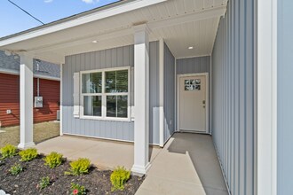 8258 Nelson St in Pensacola, FL - Building Photo - Building Photo