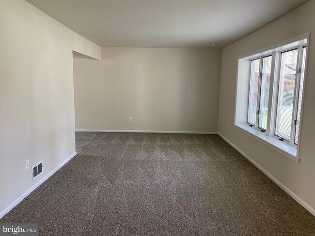 1921 W Zabenko Dr in Wilmington, DE - Building Photo - Building Photo
