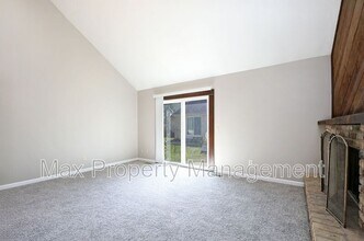 1003 SE 3rd St in Ankeny, IA - Building Photo - Building Photo