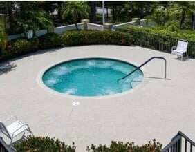 8192 Mulligan Cir in Port St. Lucie, FL - Building Photo - Building Photo