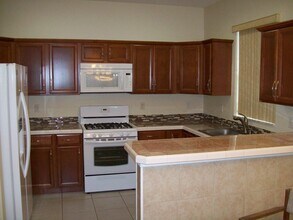 1205 Olympic Cir in Greenacres, FL - Building Photo - Building Photo